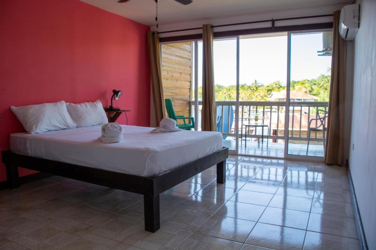 Hotel Los Balcones Over Seas Bocas Town Dış mekan fotoğraf