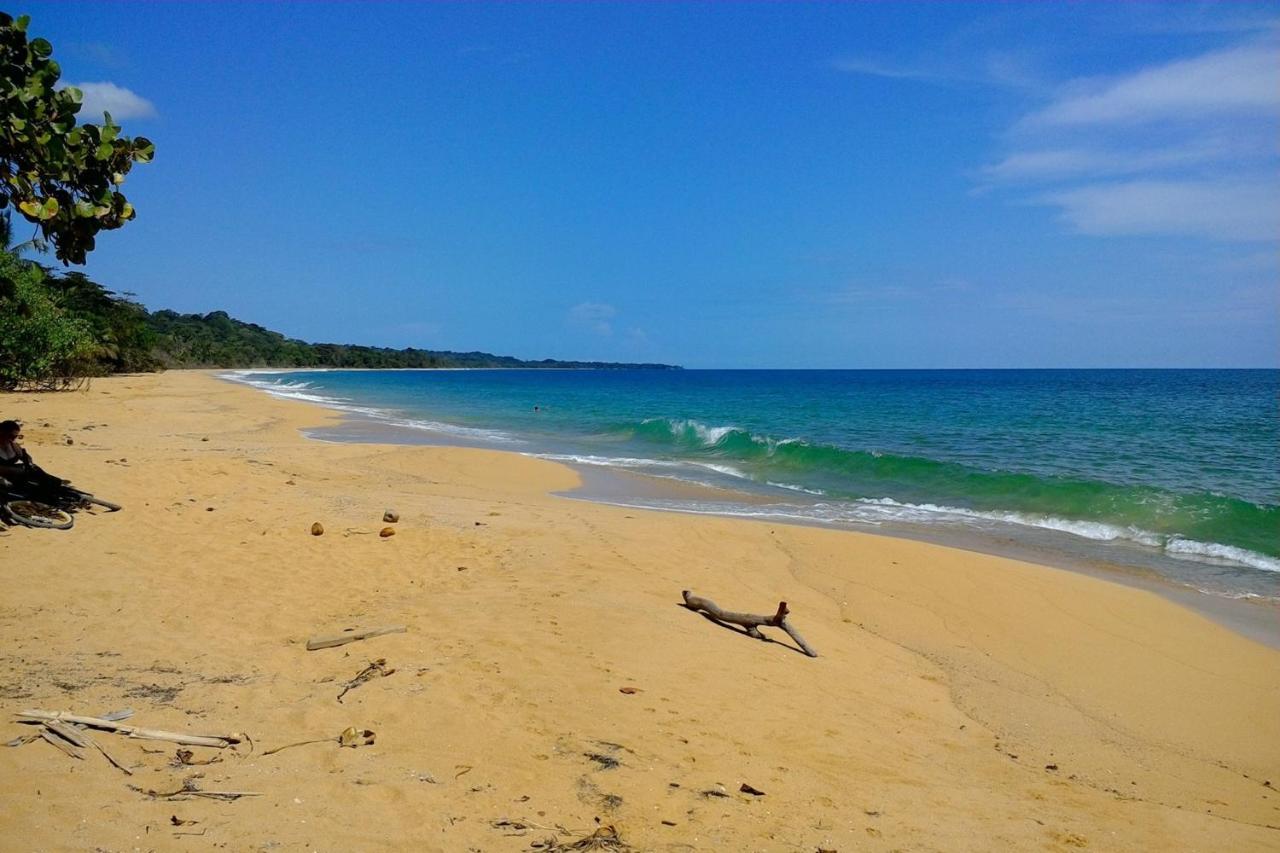 Hotel Los Balcones Over Seas Bocas Town Dış mekan fotoğraf